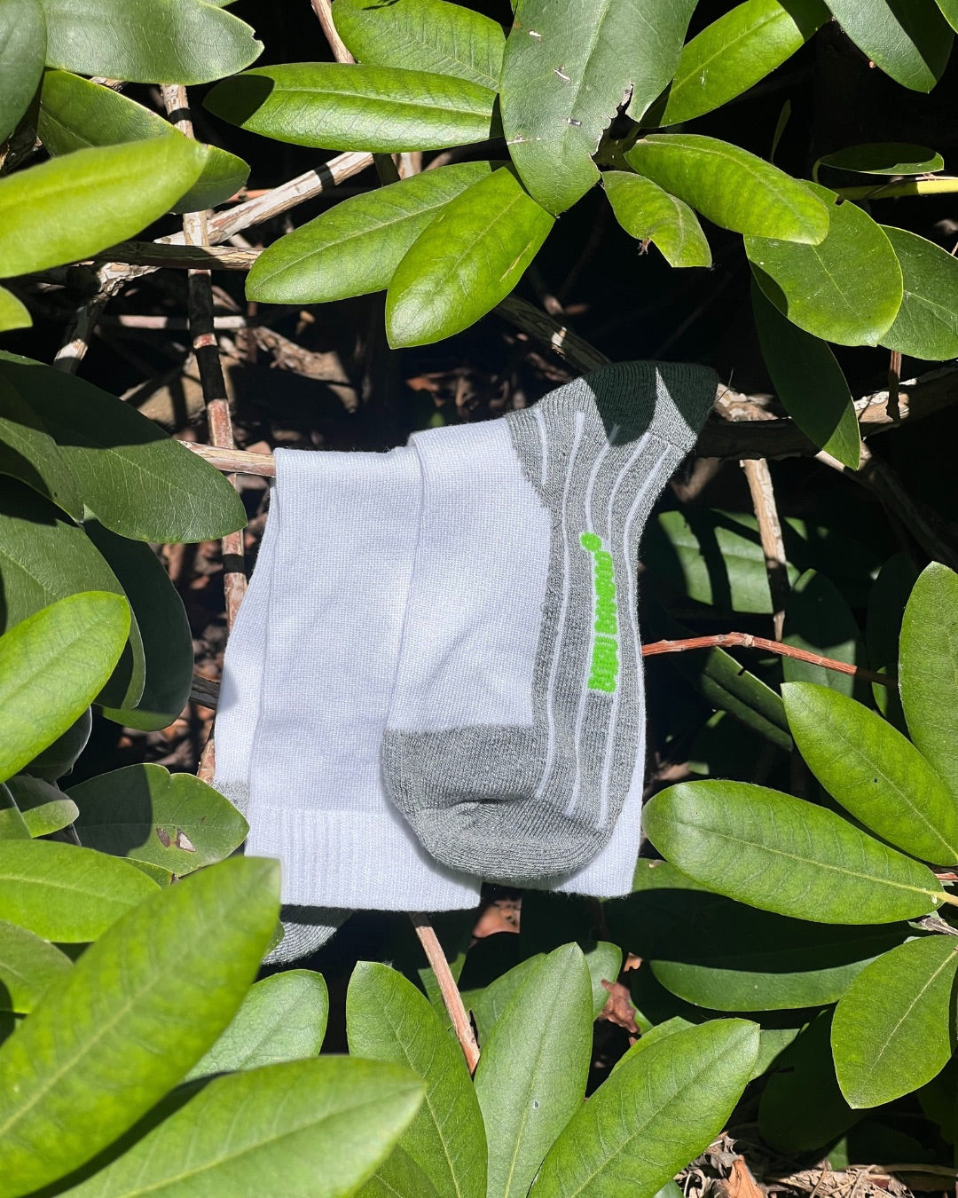 sfeerfoto van bamboe wandelsokken in wit 
